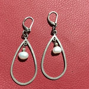 Sterling silver earrings pearl